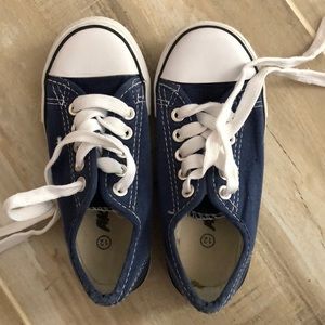 Boys Toddler AKLIMA Lace-up Sneakers